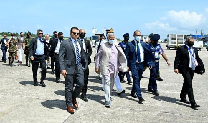 রোহিঙ্গা সংকটের সমাধান খুঁজতে কক্সবাজারে প্রধান উপদেষ্টা